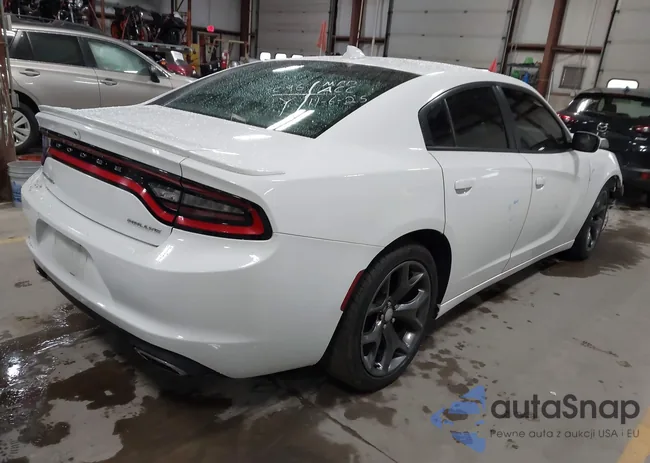 2C3CDXHG6FH863096: 43705267