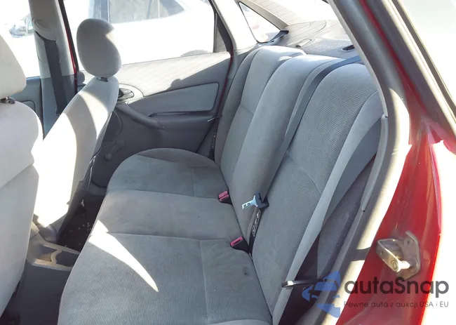 1FAFP33P22W203784: 43705280