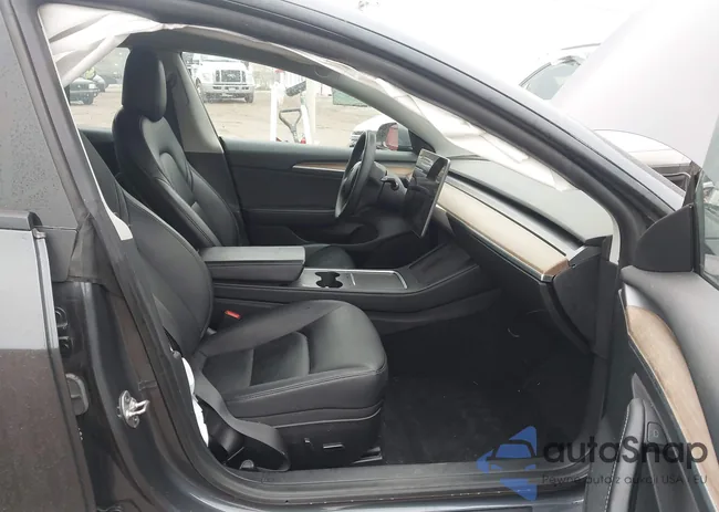 5YJ3E1EC2NF259010: 43705331