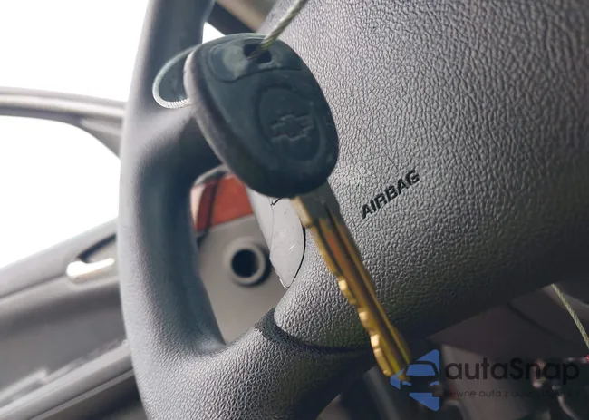 2G1WB58K781272531: 43705411