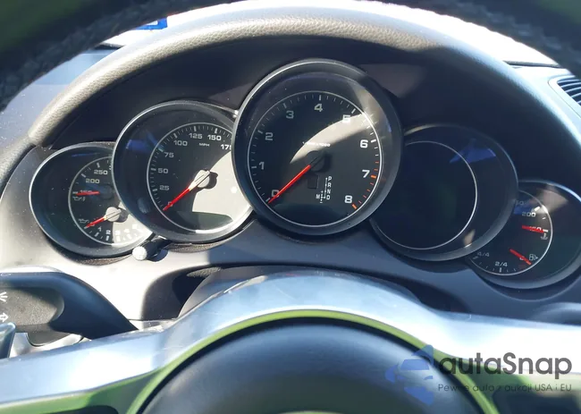 WP1AA2A2XHKA82752: 43705470