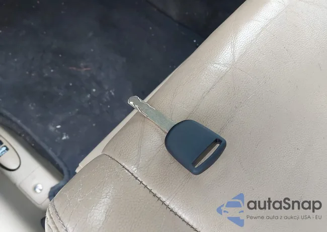 1HGCS1B87BA015772: 43705475