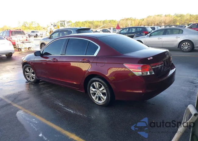 1HGCP2F41BA111251: 43705497