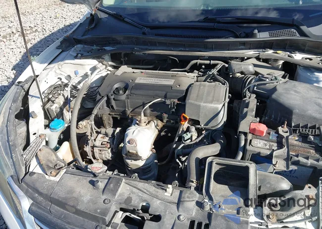 1HGCR2F82FA122374: 43705554