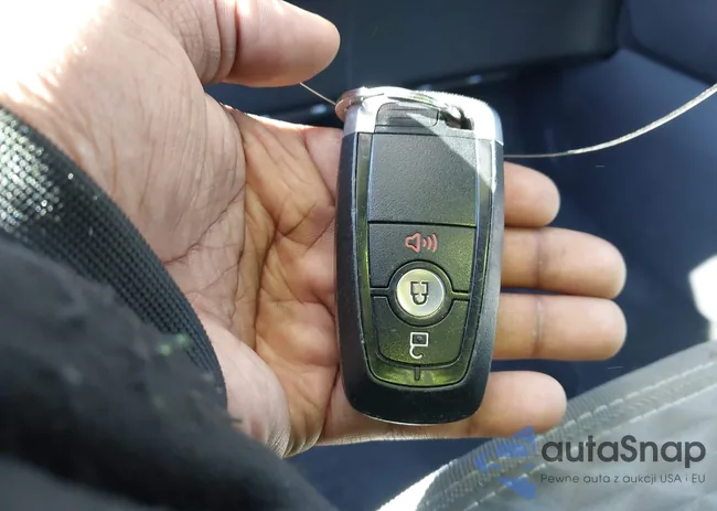 1FMCU0G6XLUA94411: 43705573