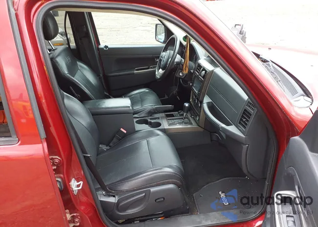 1C4PJMFK2CW106737: 43705594