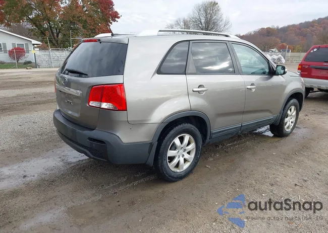 5XYKT3A17BG178493: 43705648