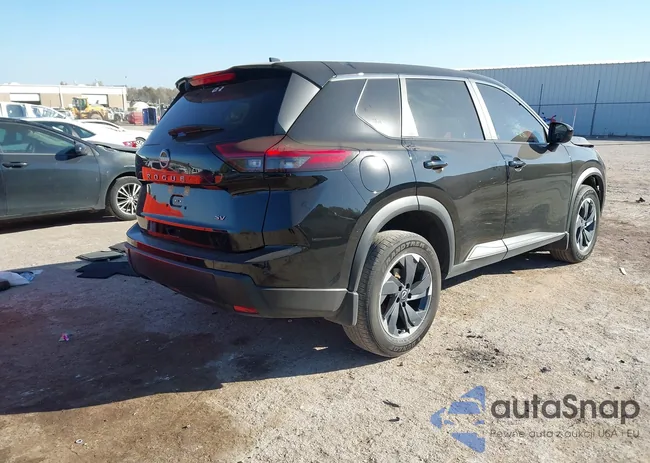 JN8BT3BA0RW362223: 43704699