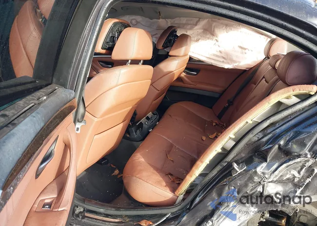 WBAFR7C5XBC806023: 43704705