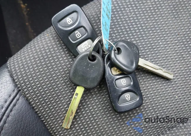 KMHTC6AD0DU162293: 43704718