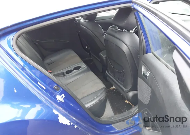 KMHTC6AD0DU162293: 43704718