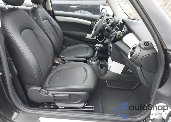 WMWXM5C57FT973601: 43704758