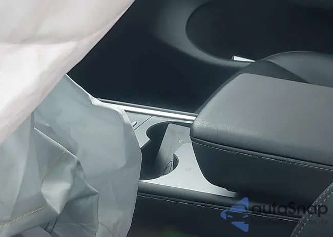 7SAYGDEF2PF941631: 43704800