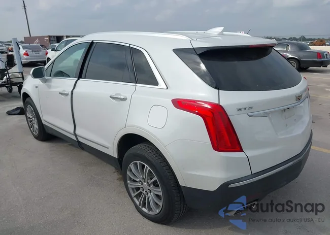 1GYKNBRS0HZ137077: 43704872