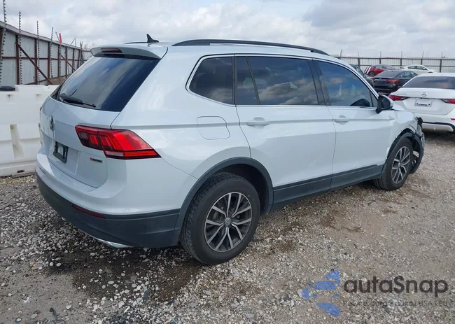 3N1AB8CV7PY325588: 43704898