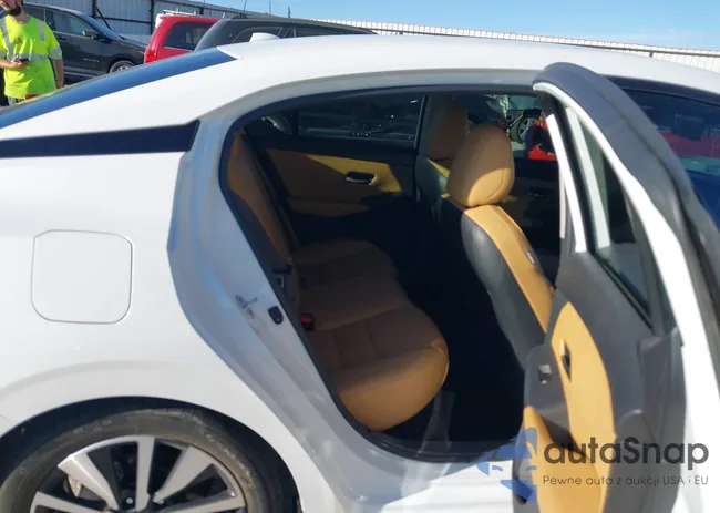 3N1AB8CV7PY325588: 43704898