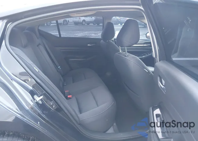 1N4BL4DV0MN406677: 43704907