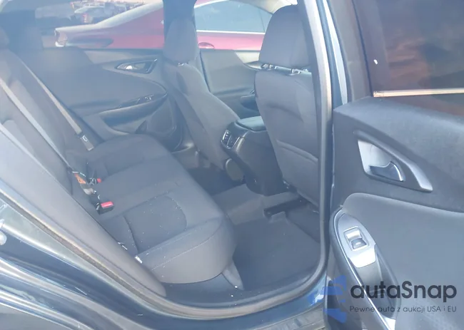 1G1ZD5ST2LF059464: 43704935