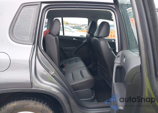 WVGBV7AX1GW590257: 43704953