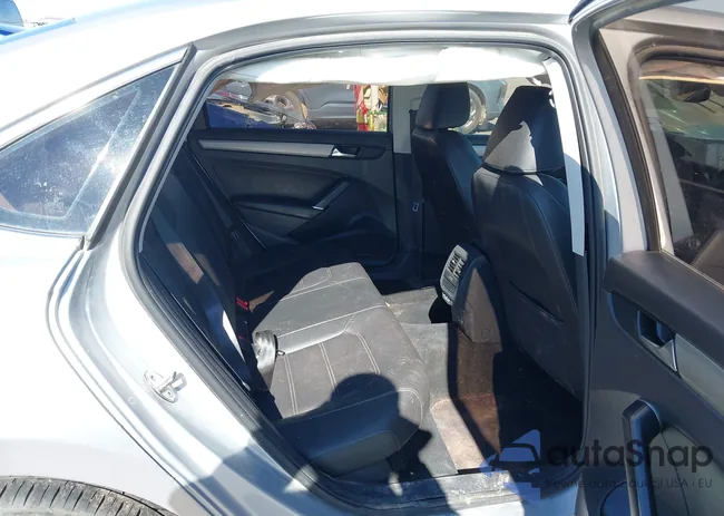 1VWSA7A36MC011948: 43704968