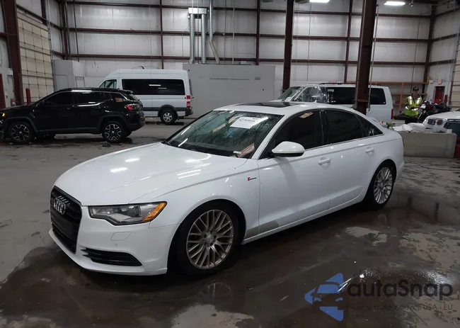 WAUBGAFCXCN005657: 43705016