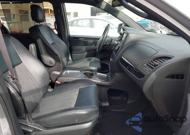 2C4RC1HG5FR590491: 43705074