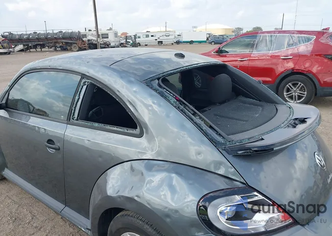 3VWFD7AT3JM709064: 43706296