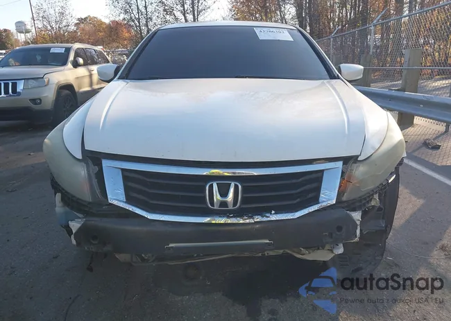 1HGCP36888A000312: 43706302