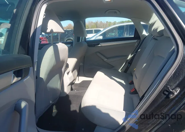 1VWAT7A38GC043519: 43706482