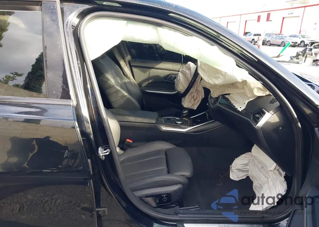 WBA5R1C50KFH25896: 43706539