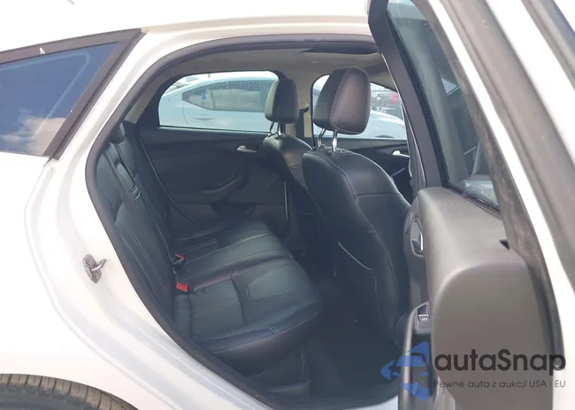 1FAHP3N28CL347286: 43705737