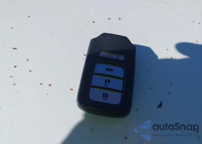 1HGCR2F8XFA043681: 43705796