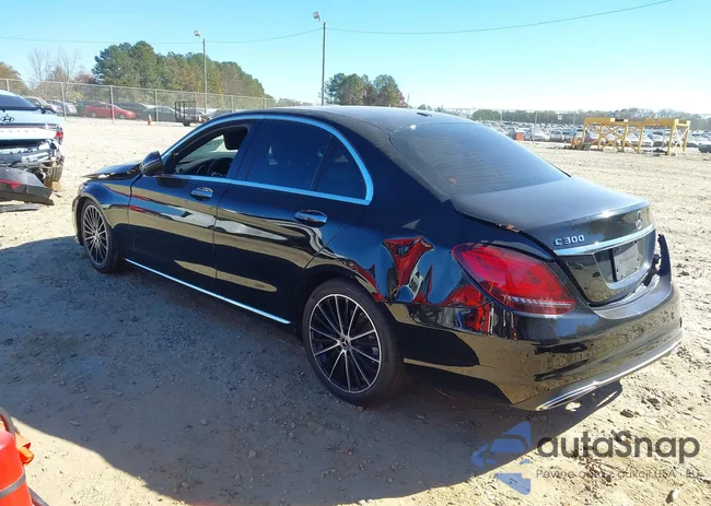 W1KWF8DB1MR644519: 43705933