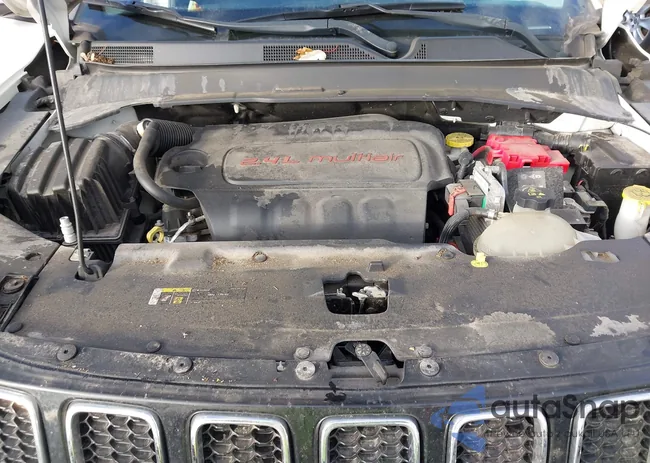 3C4NJDBB5KT641482: 43705983