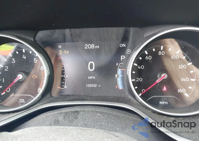 3C4NJCCB2JT410997: 43705994