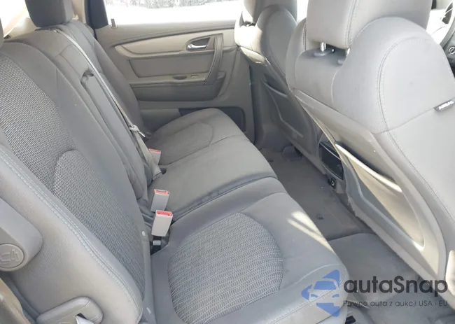 1GNKRFED7HJ174593: 43707223