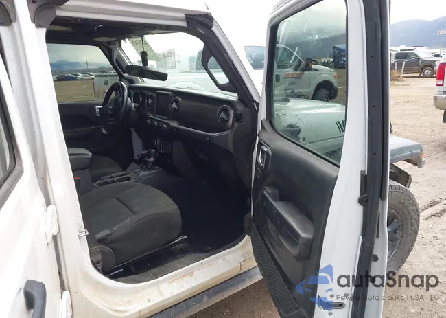 1C4HJXDG9MW833072: 43707435