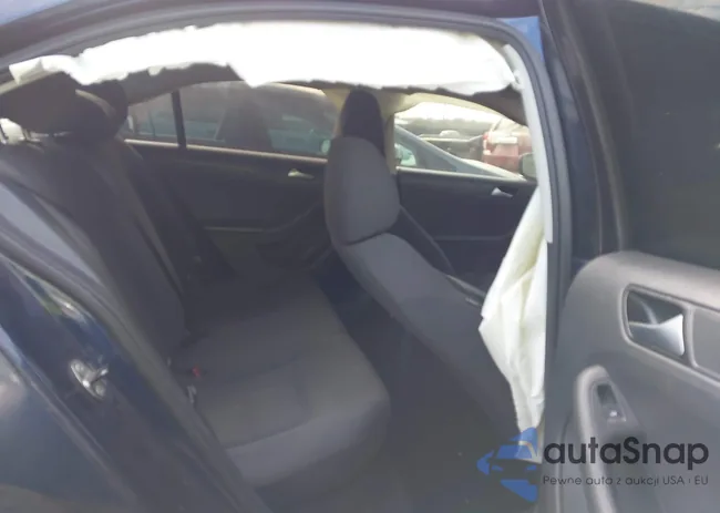 3VW2K7AJ0EM392918: 43707456