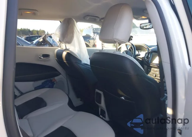 3C4NJDCB3LT244952: 43707465