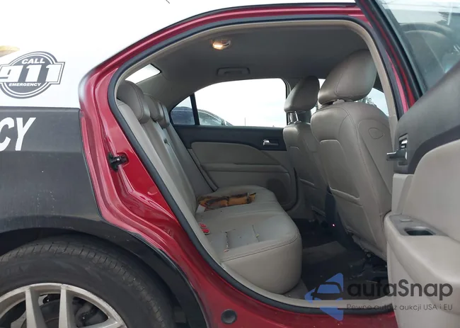 3FAHP0JA4AR311329: 43707639