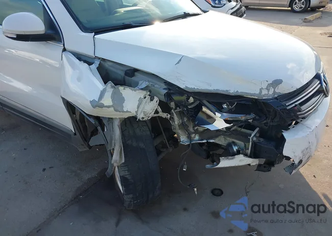 WVGAV7AX2CW565373: 43707648