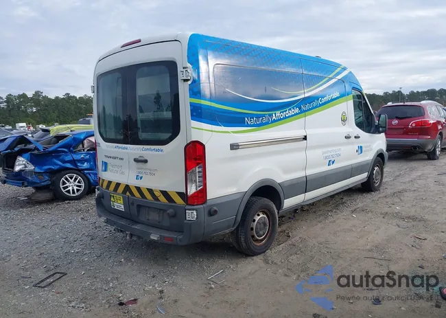 1FTYR2CM8HKA75774: 43706657