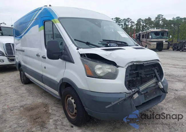 1FTYR2CM8HKA75774: 43706657