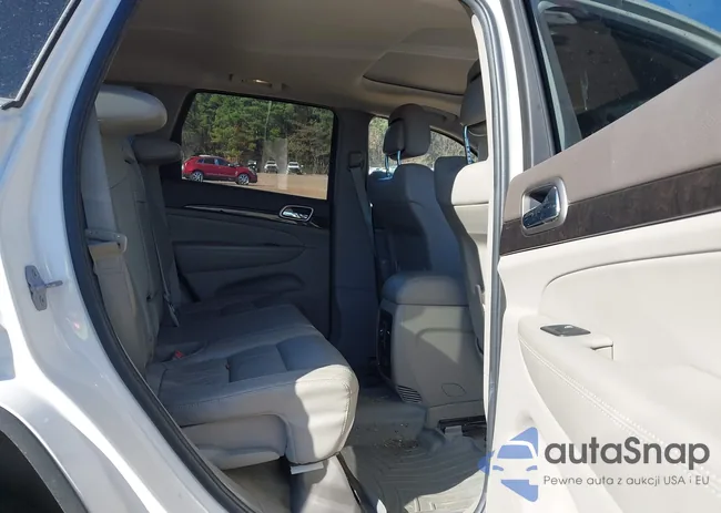 1C4RJEAG4CC261065: 43706663