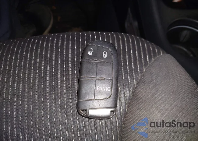 3C4PDCABXET227971: 43706670