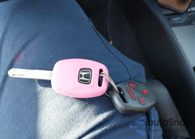 1HGCP2F65CA125740: 43706703