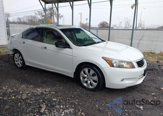 1HGCP3F87AA030682: 43706766