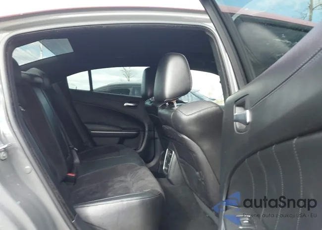 2C3CDXGJXKH650689: 43706791