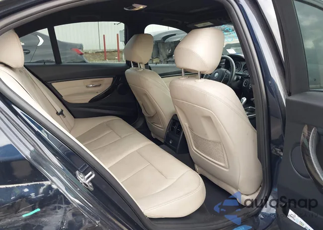 WBA3A5G57FNS84261: 43706947