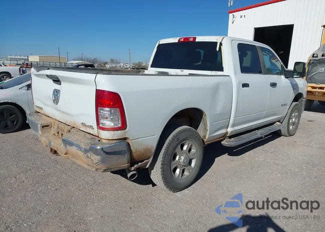 3C6UR5DL2RG338525: 43708342